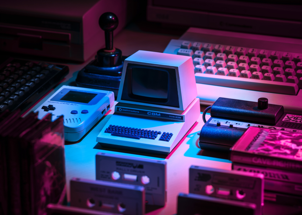 This is a glamour shot of the Commodore PET Mini, a DIY 3D-Printing project to build your very own, functional and cute Commodore PET Mini replica, probably one of the cutest retro-computers ever.